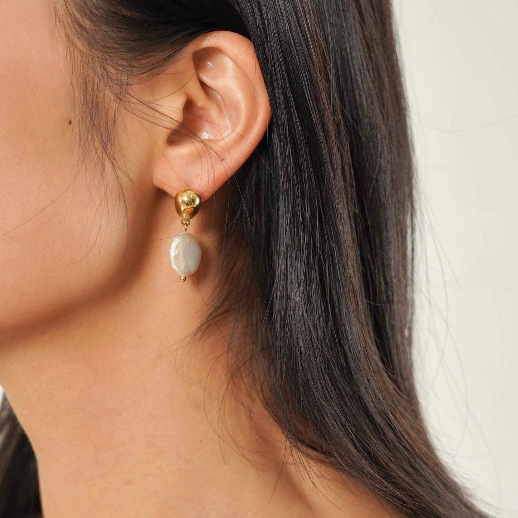 Pearl Drop Earrings - Women's Earrings - Someone & HerOwn