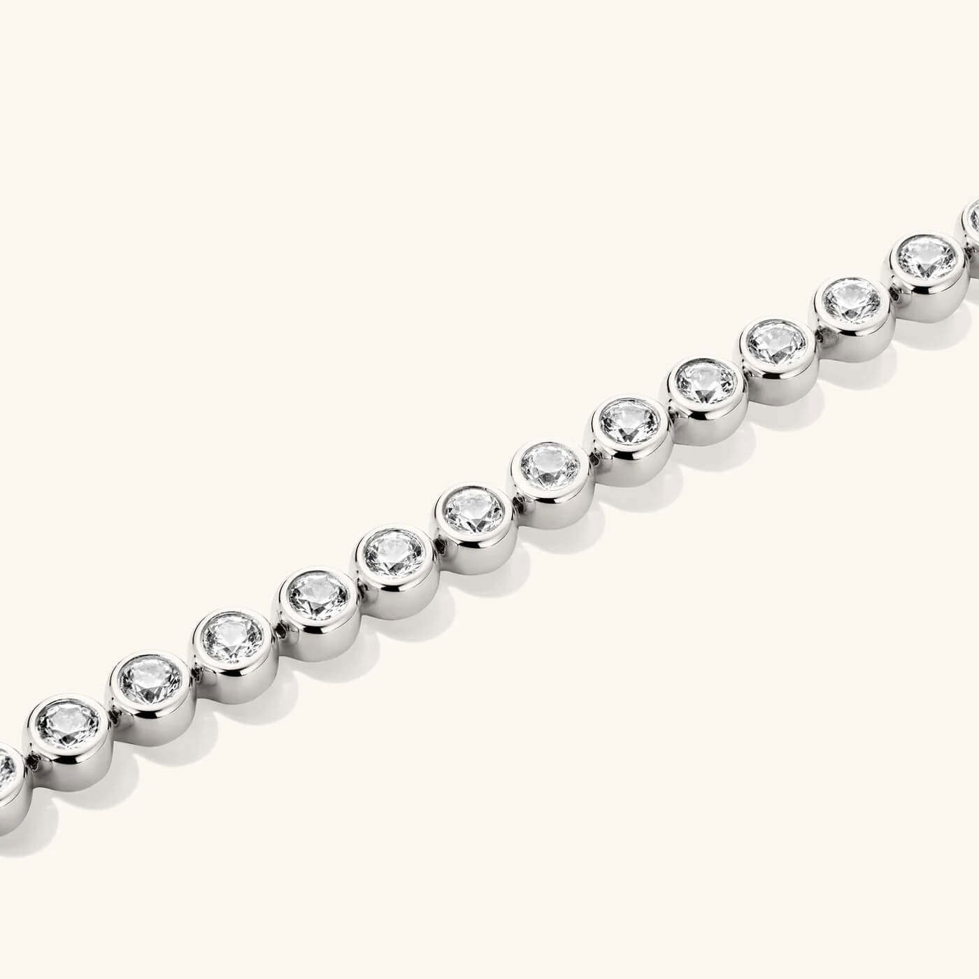 2-LGSEdgySilver-BezelLGSTennisBracelet-SS-ArtfulDiamondDetailTennis-PDP.jpg