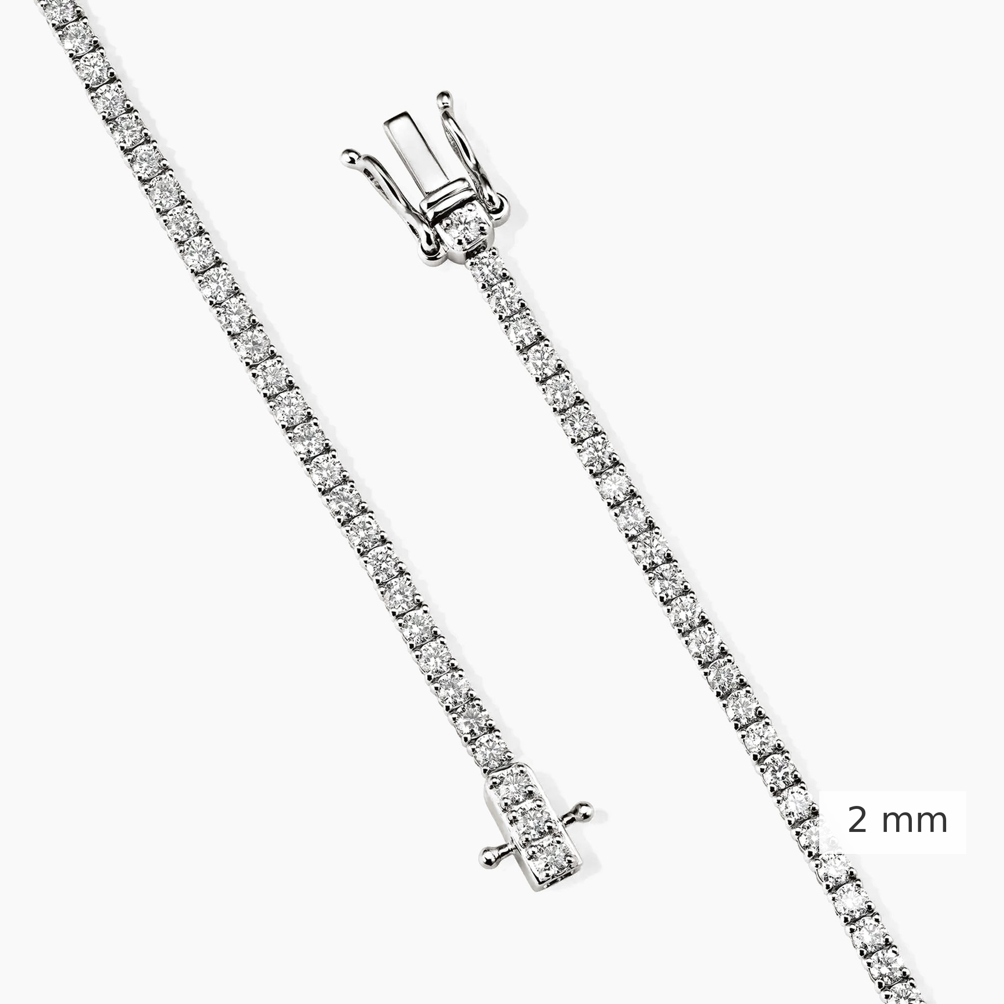2 mm lab-grown diamond tennis bracelet in white gold, clasp detail.