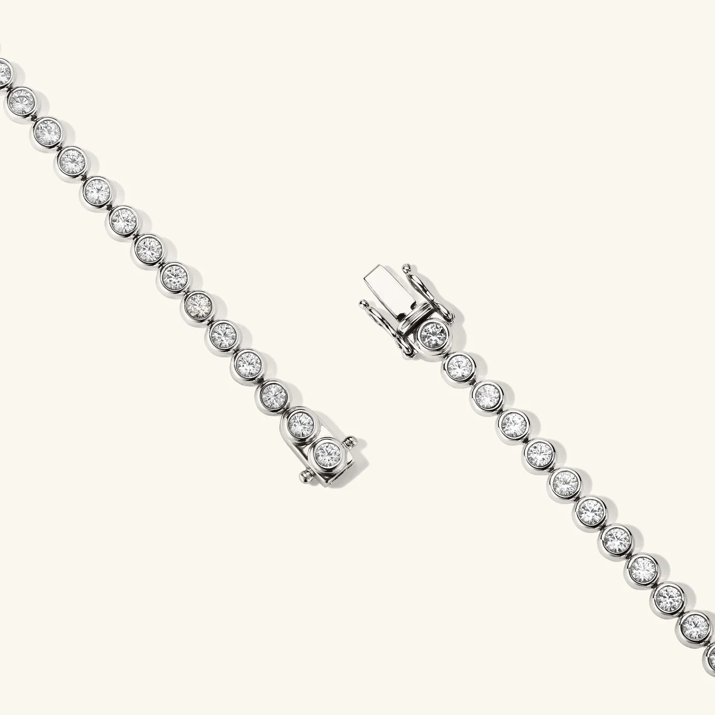 Bezel Moissanite Tennis Bracelet 4mm