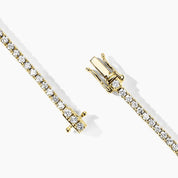 3 mm moissanite tennis necklace in yellow gold vermeil, clasp detail.