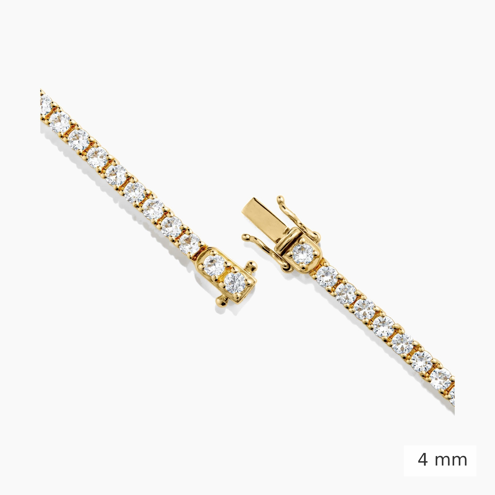 4 mm lab-grown diamond tennis bracelet in yellow gold, clasp detail.
