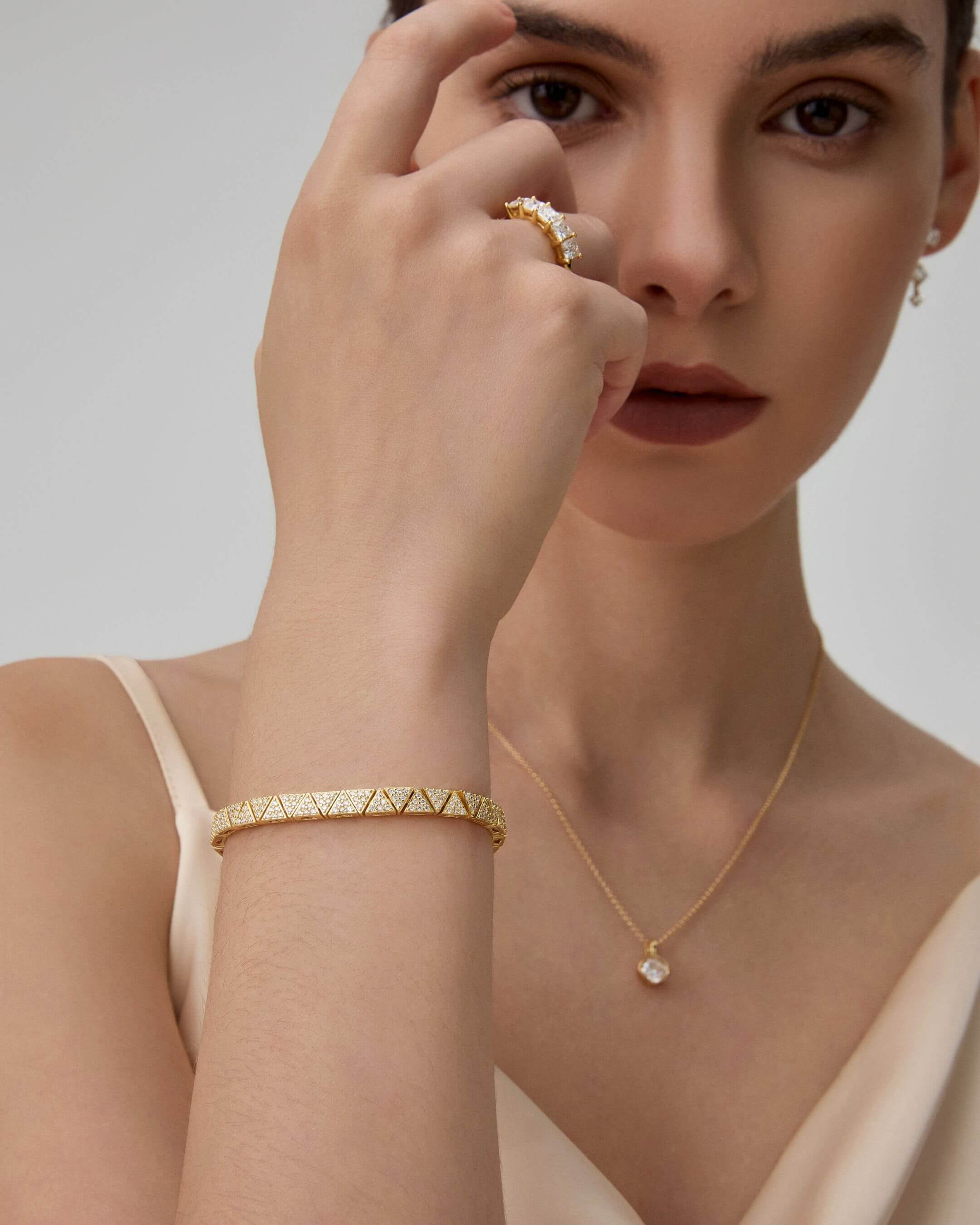 Pavé Triangle Moissanite Tennis Bracelet