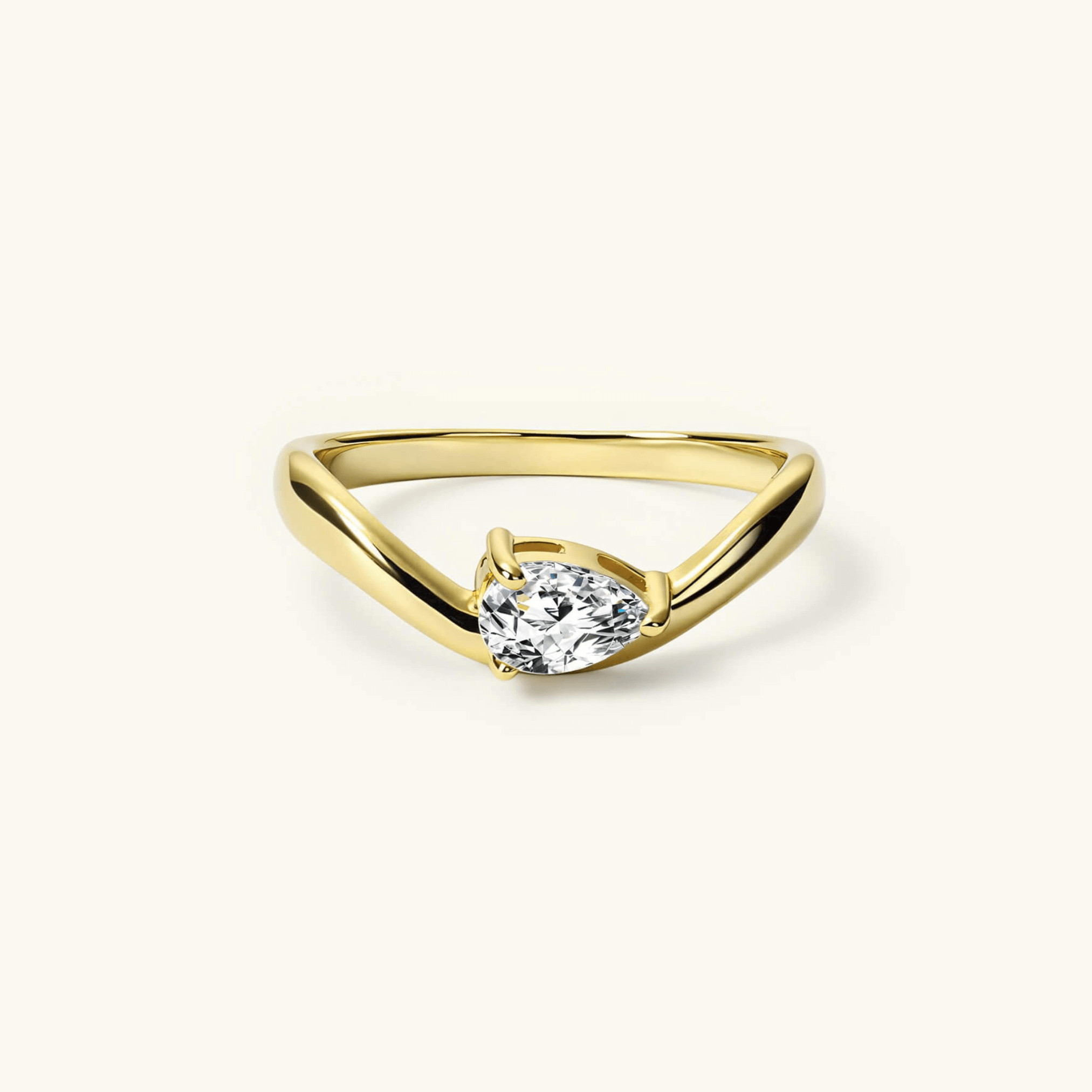 Moissanite Slim Dome Figure Ring