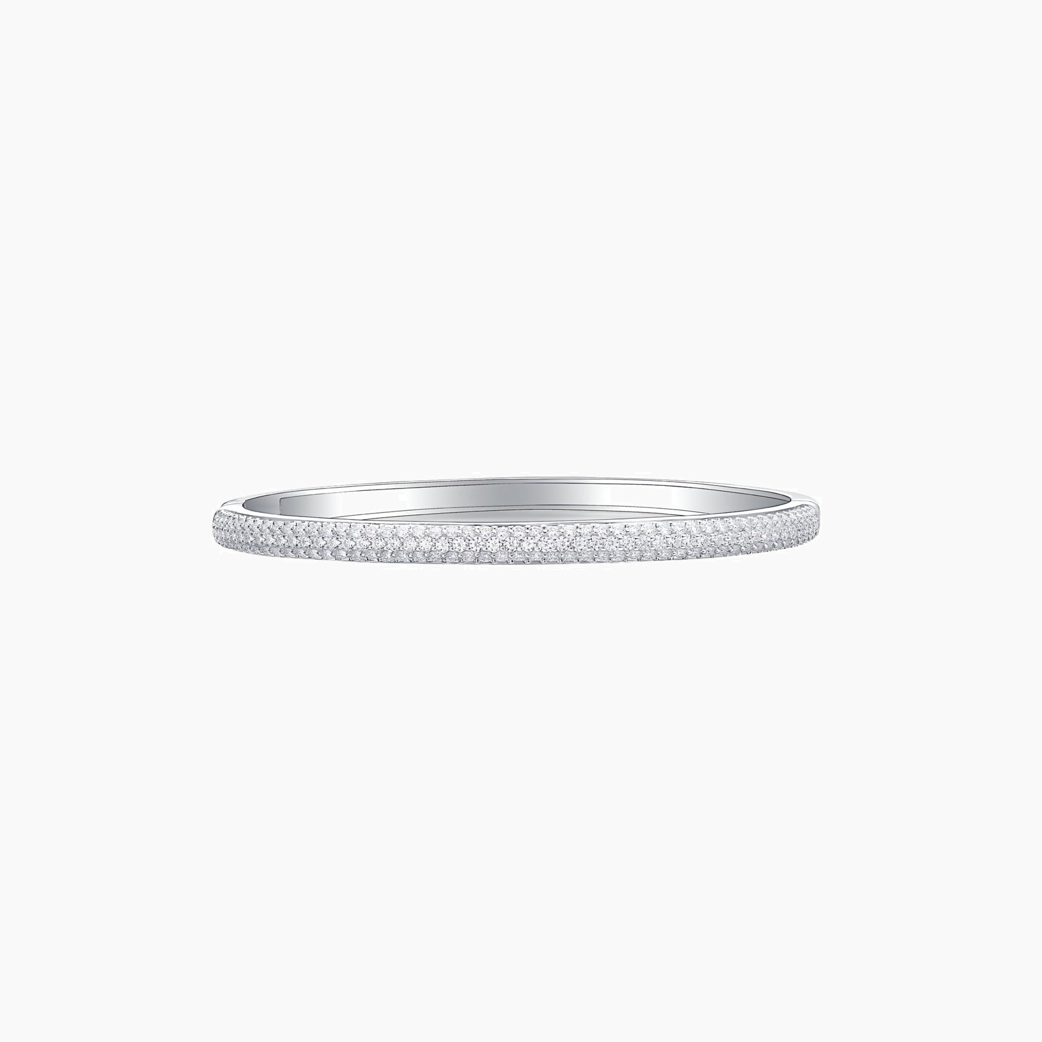 Pavé moissanite stackable bangle in white gold vermeil, front view.