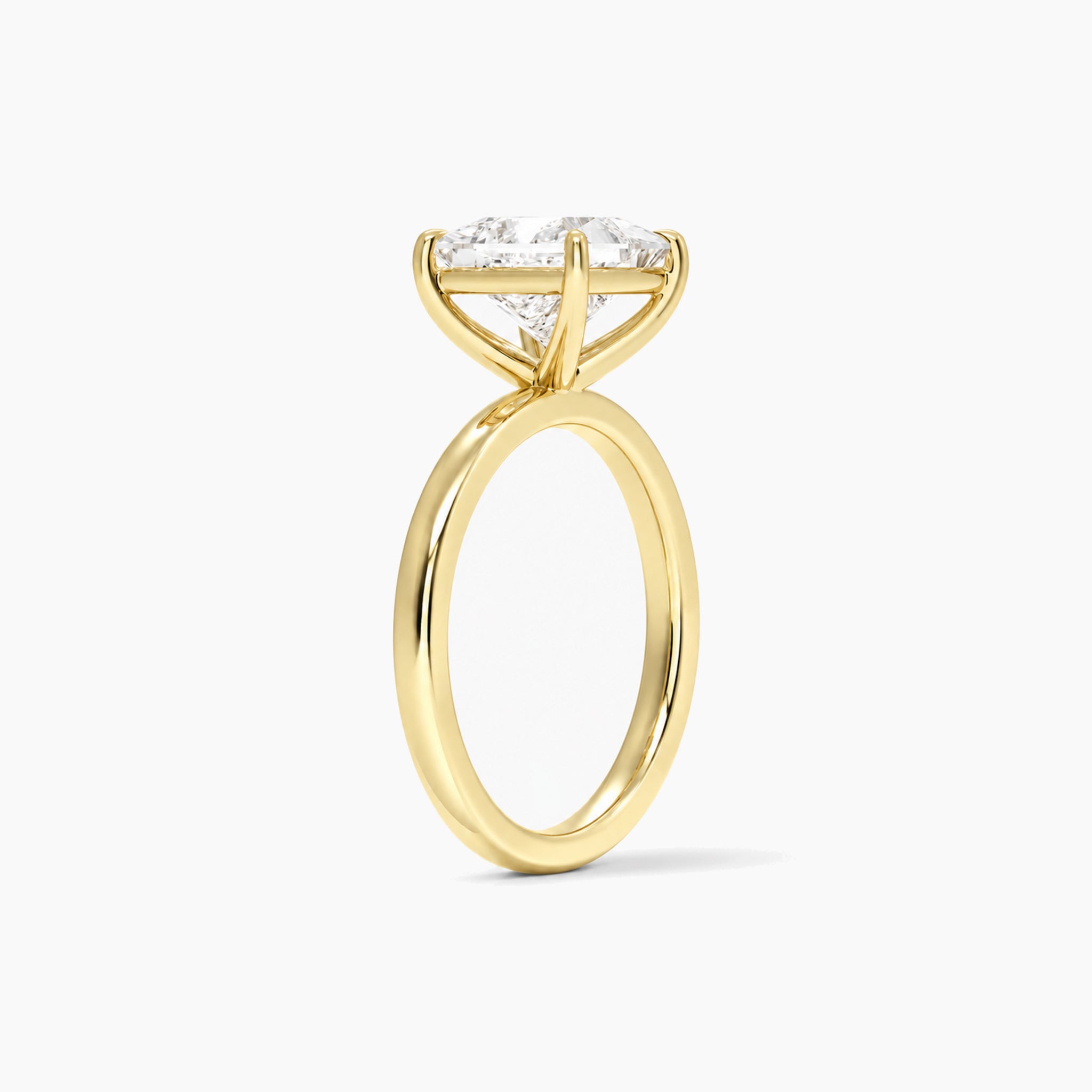 Princess-cut moissanite solitaire ring, yellow gold, 2 ct side