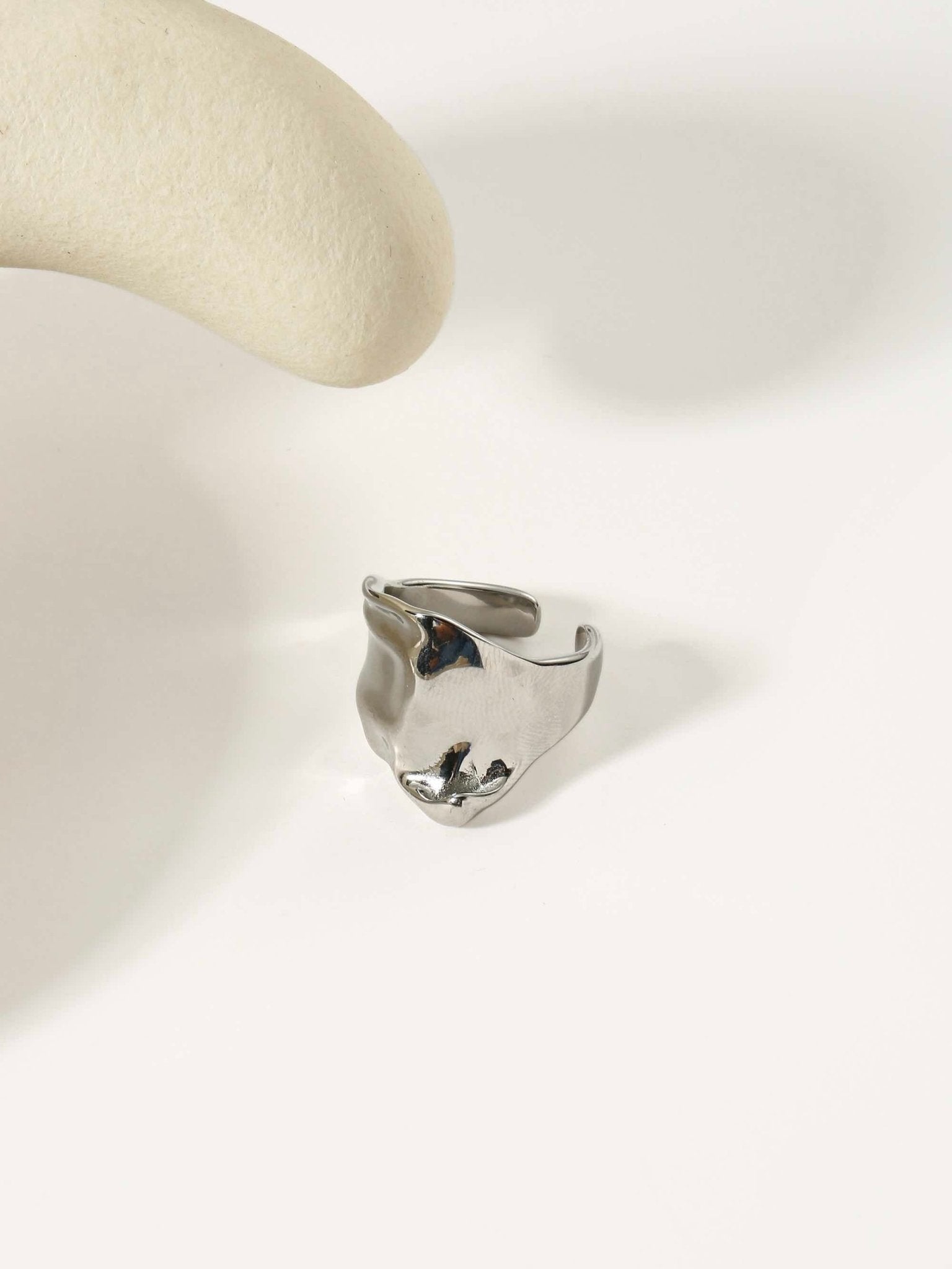 Abstract Ring - Women&#39;s Rings - Someone &amp; HerOwn