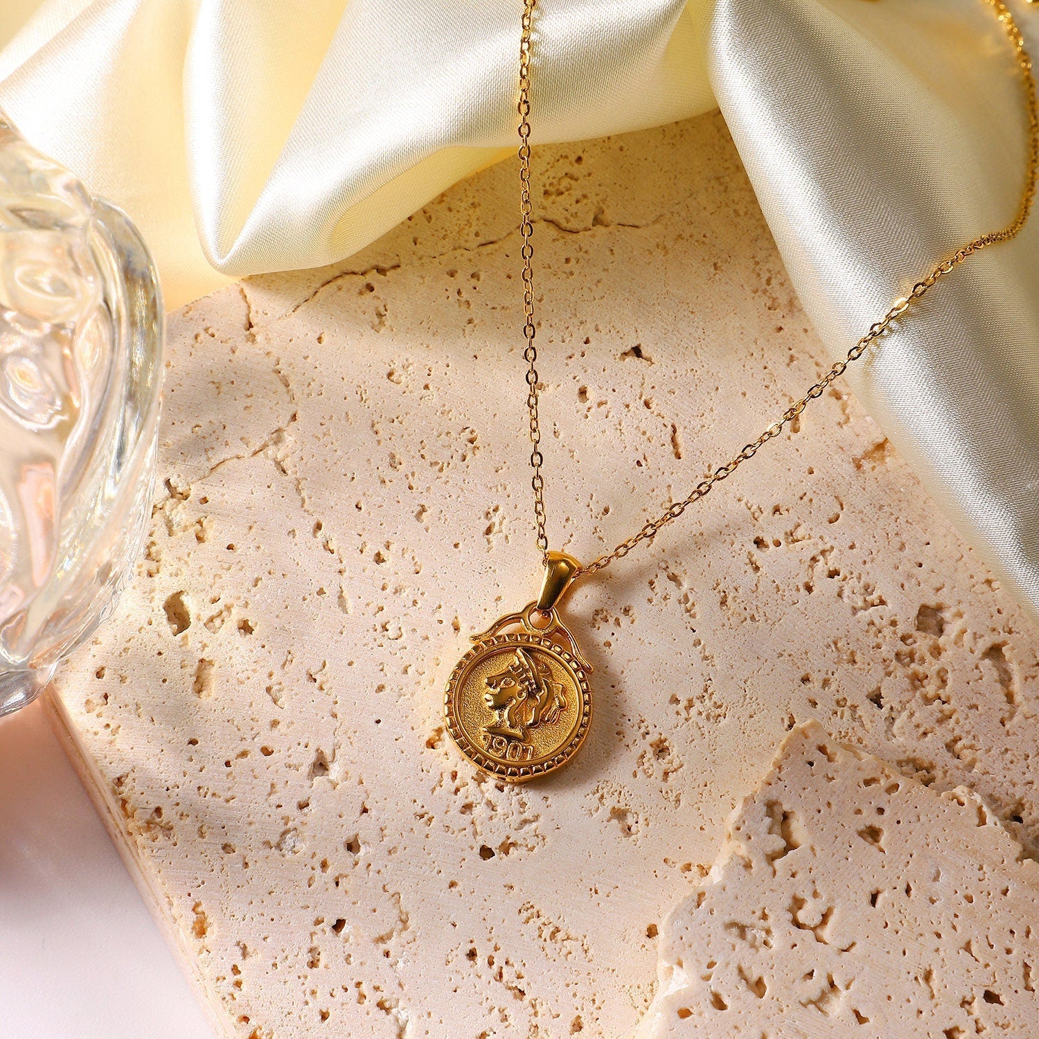 Medallion Necklace - Women's Necklaces - Someone & HerOwn