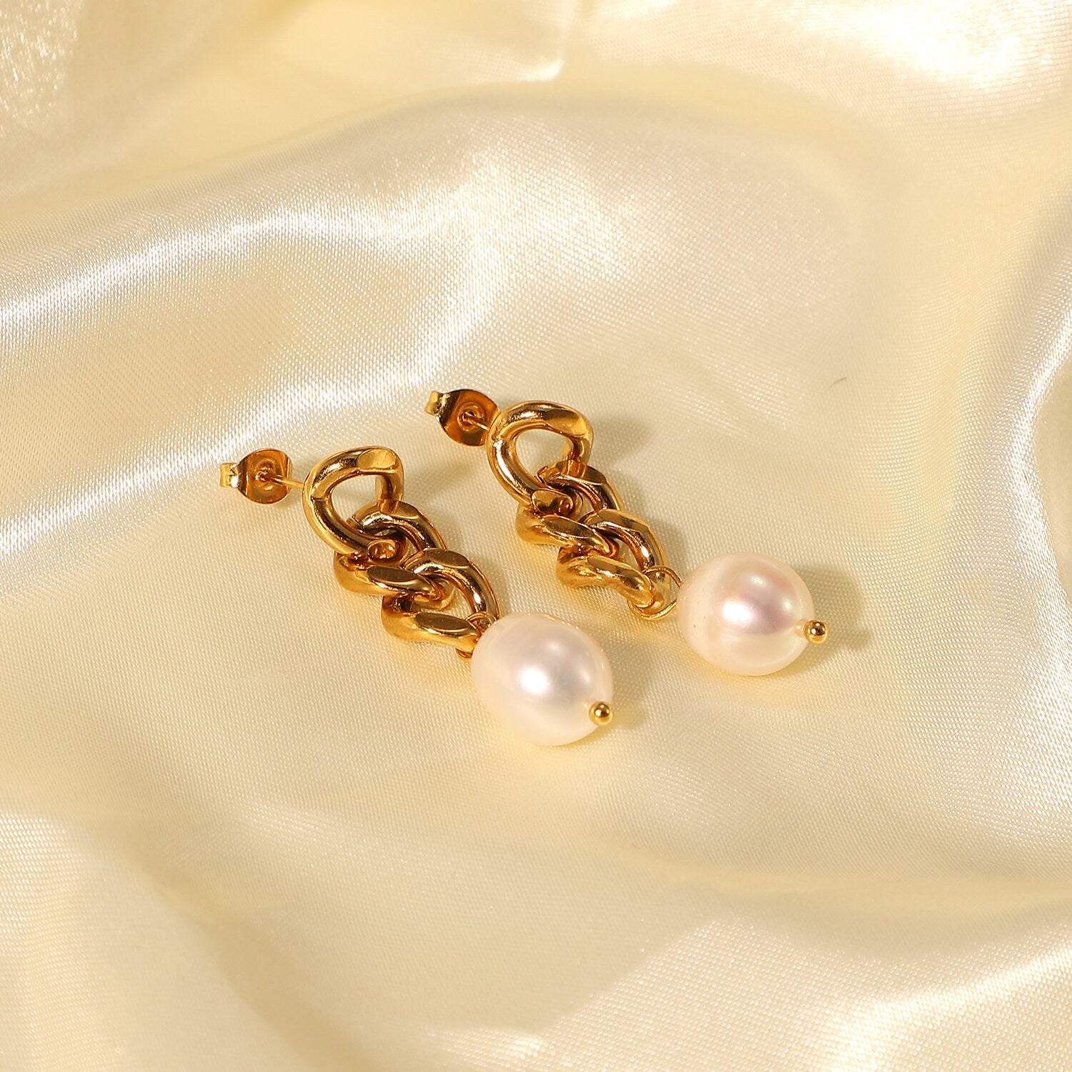 Pearl Drop Earrings - Women's Earrings - Someone & HerOwn