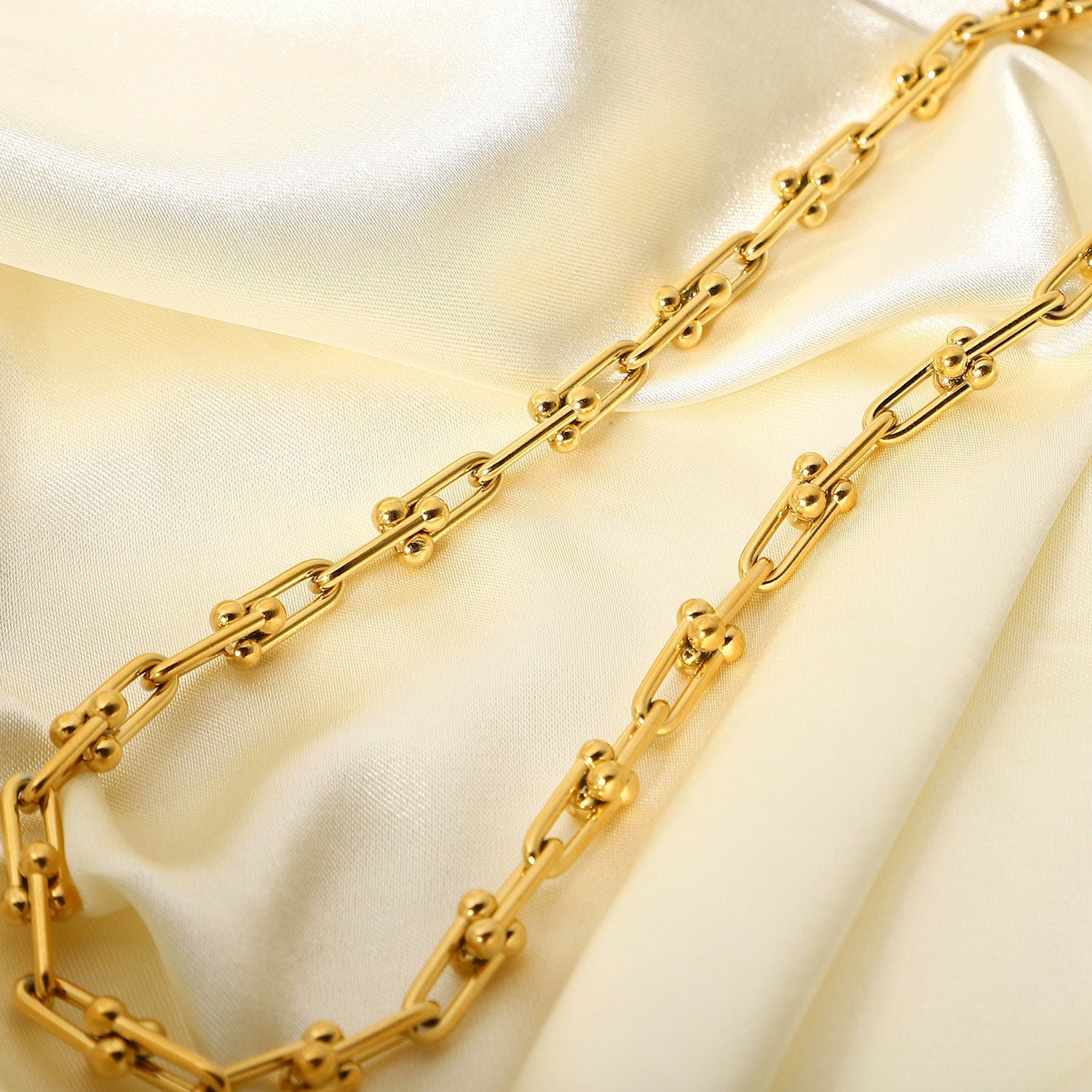 U Link Chain Necklace - Women's Necklaces - Someone & HerOwn